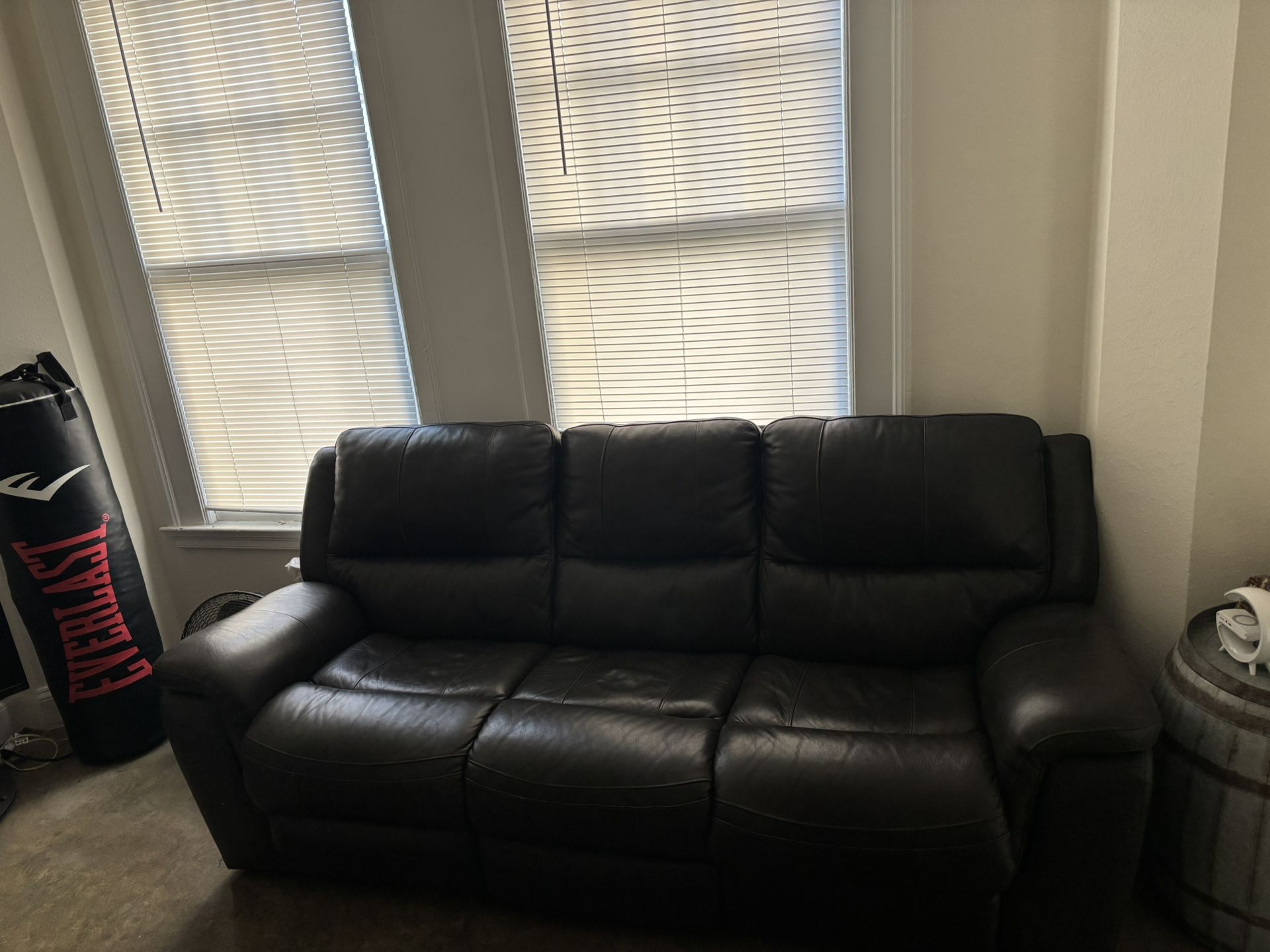 Recline Leather Couch 