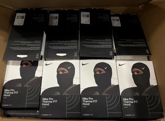 Nike Pro Therma-FIT Football Hood