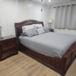 Ashley California Kng Bedroom Set With Mattress 