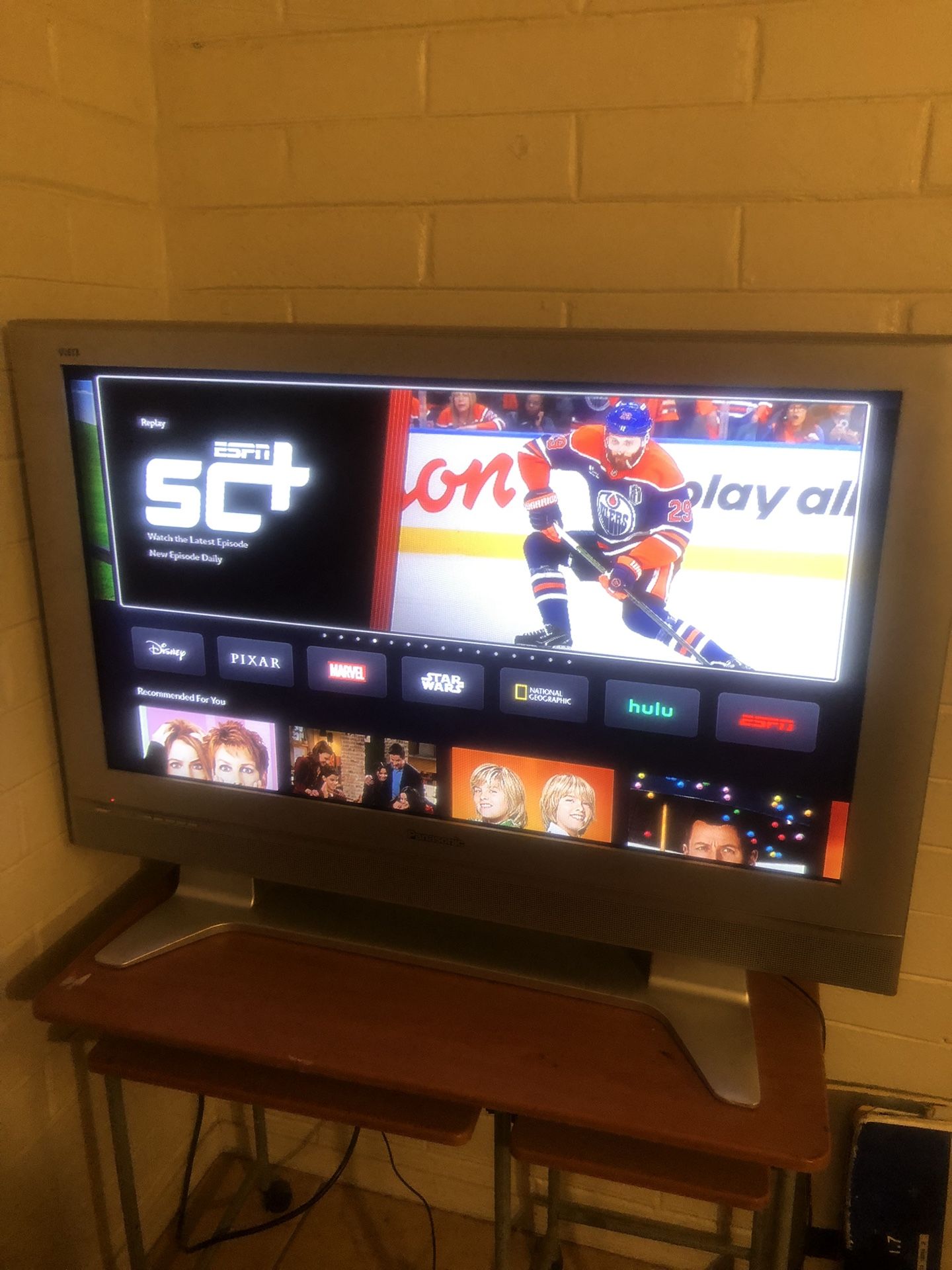 Used Plasma 42” Tv
