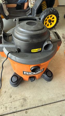 Rigid 12 gal shop vac