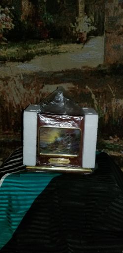 NAPKIN HOLDER