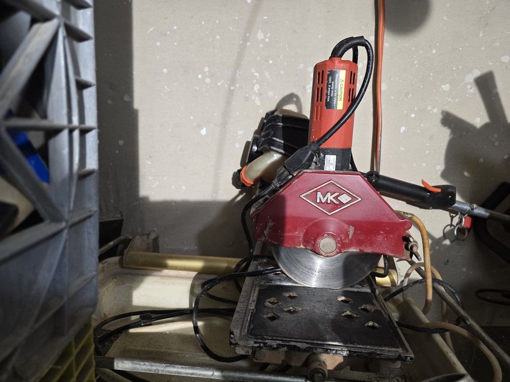 Tile Saw