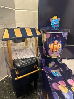 Bingo Blitz Birthday Celebration Gift Set Popcorn Popper Drink Cup Tin NEW