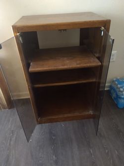 Stereo cabinet