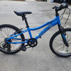 Giant XTC Jr. 20" Lite Kids Bike For Kids 5-8yo 3'11"-4'7"