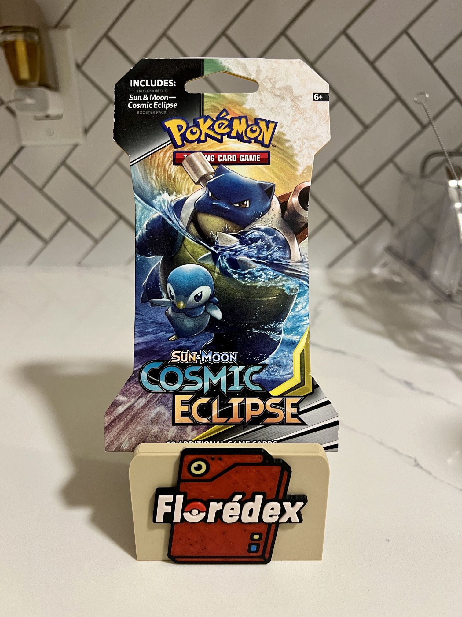 Pokemon Cosmic Eclipse (1) Sleeved Pack