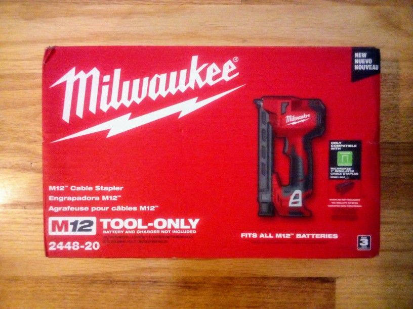 Milwaukee M12 Cable Stapler 