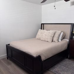 Queen bedframe with upholstered headboard