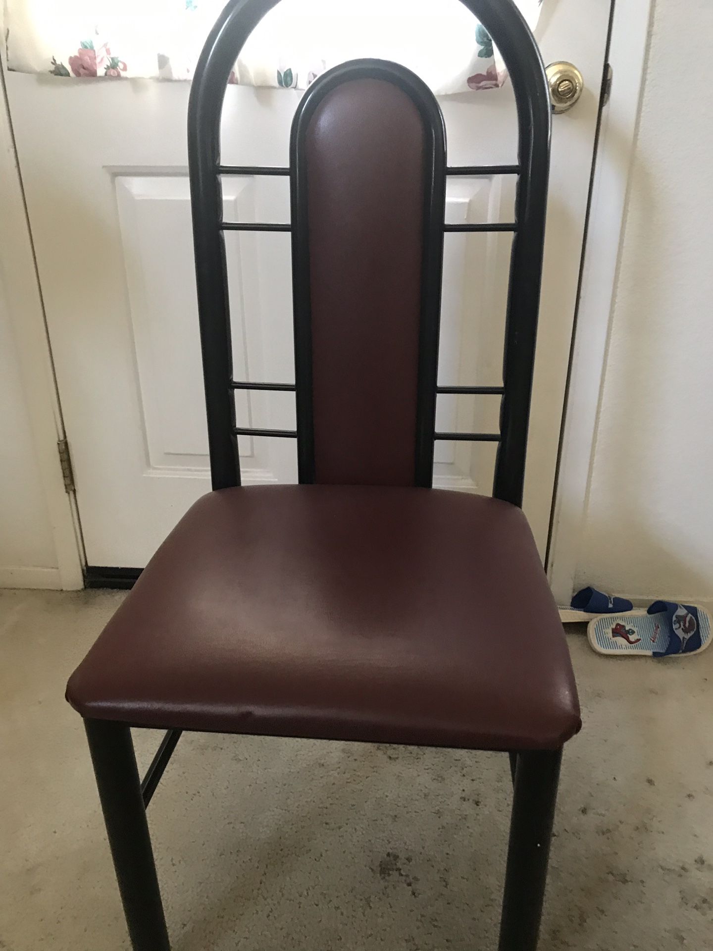 4 dinning chairs