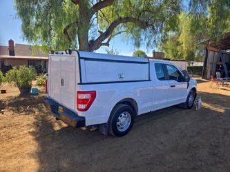 TRUCK WORK SHELL OFF A FORD F150. 2019