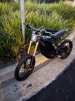Surron lbx 2025
