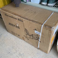 Jeekee Recumbent Bike