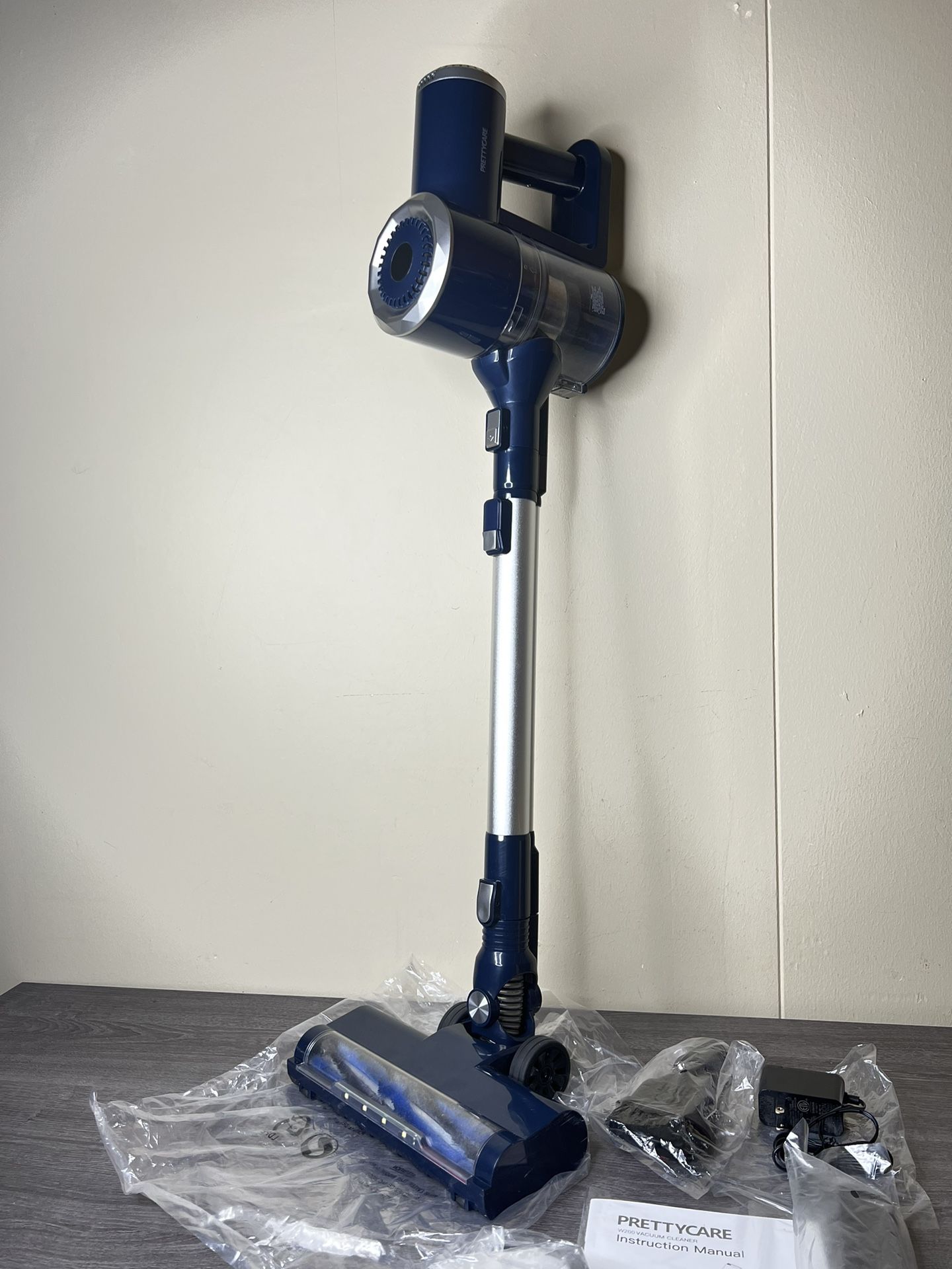 PRETTYCARE Cordless Vacuum Cleaner - 6 in 1 Lightweight Stick Vacuum with Powerful Suction