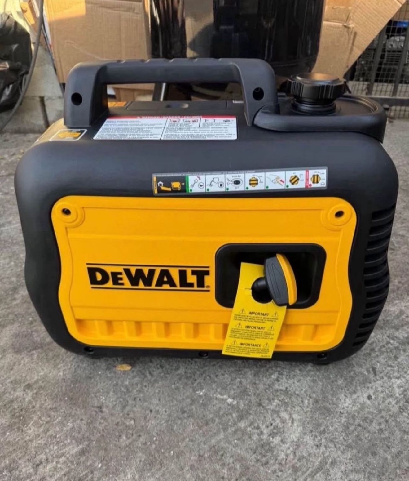 DEWALT Ultra Quiet 2200-Watt Recoil-Start Gas-Powered Inverter Generator with Auto Throttle & CO-PRO