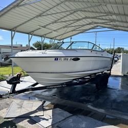 23ft Regal Ventura 6.8 Cruiser