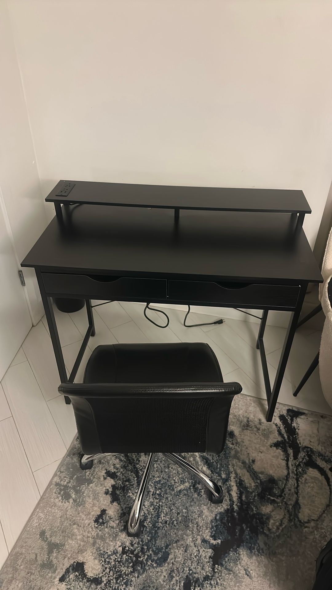 Desk and adjustable chair