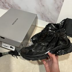 Balenciaga Runners Brand New