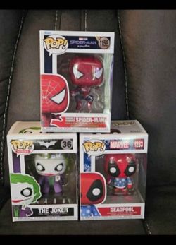 Comic Book Funko Pop Bundle. Spiderman, Christmas Deadpool, and The Joker.