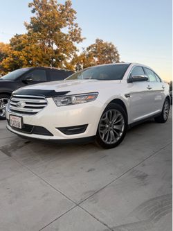 2015 Ford Taurus