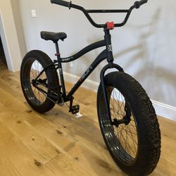 Fat Tire Sun Spider AT Matte Black Beach Cruiser