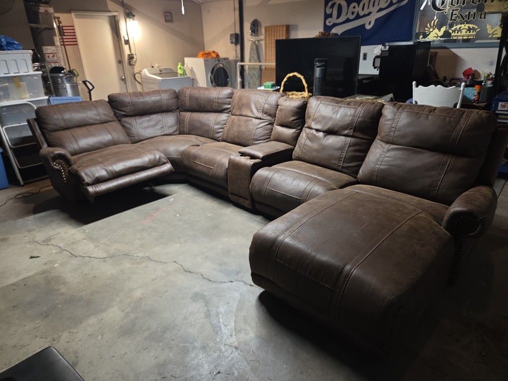 Sectional Sofa