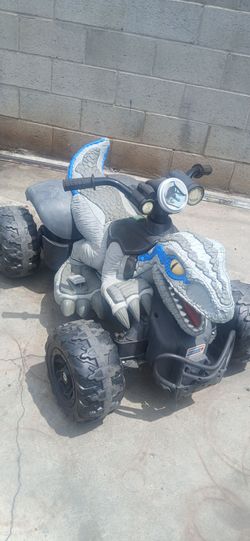 Power Wheels Jurassic World Dino Ride-On ATV