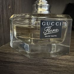 Gucci Flora 