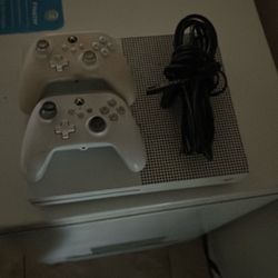  Xbox One S