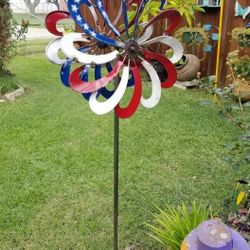 Metal American Spinner. Yard Art