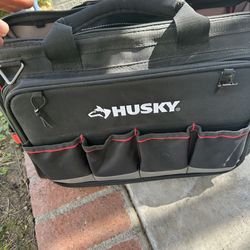 HUSKY Heavy Duty Tool Bag