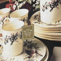 Lenox Christmas Dishes And Accessories