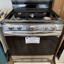 Brand New Samsung 5 Burner Gas Stove With Air Fryer