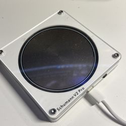 Schumann v2 Pro Frequency Generator