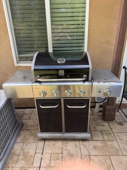 Kenmore Gas Grill with Side Burner