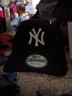 NY Yankees hat