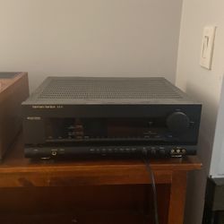 Harman, Kardon Avr 40 Receiver