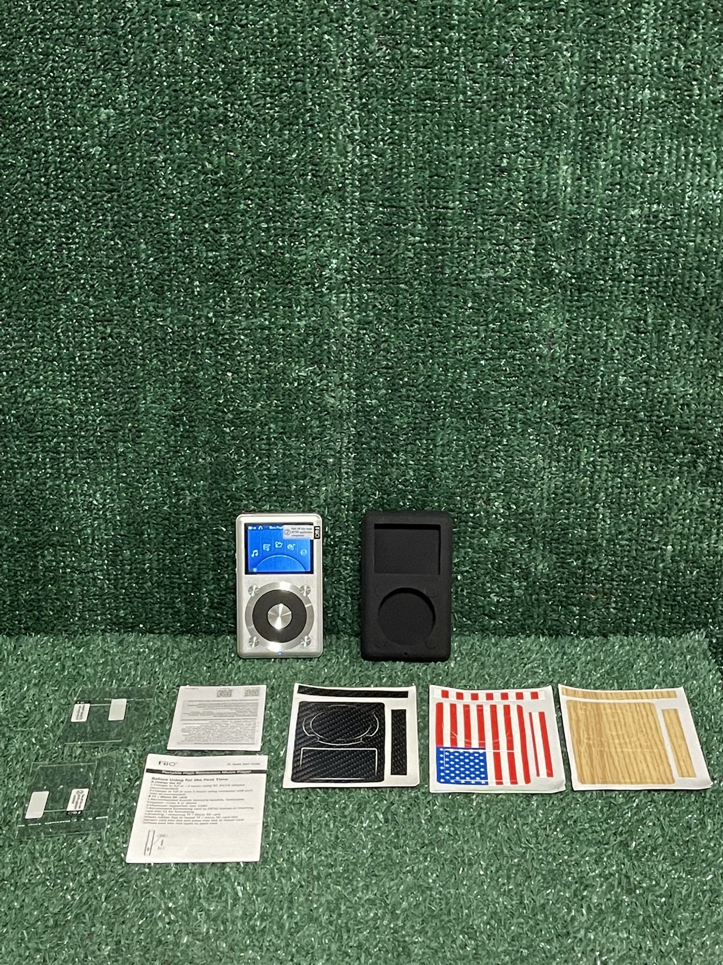 FiiO X1 High Resolution Lossless Music Player Silver Hi-Res Audio Tested & Working