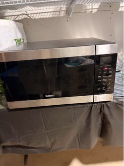 **Galanz 3-in-1 Microwave/Convection Oven/Air Fryer – Works Great (Missing Air Fryer Accessories)