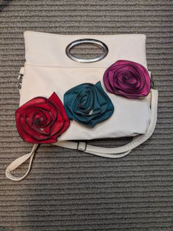 Y2K vintage white  purse with flowers