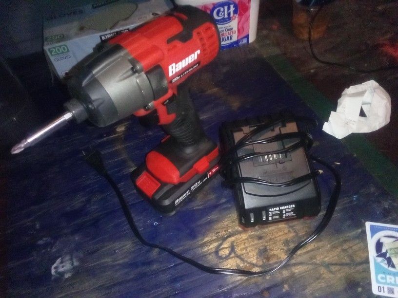 ***New*** Bauer Impact Drill. W/Batt+Charger
