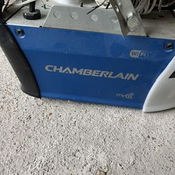 Chamberlain Garage Door Opener 