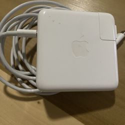 USB-C macbook chargers 61W  - Used