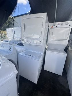 Ge Laundry Center Washer And Dryer 