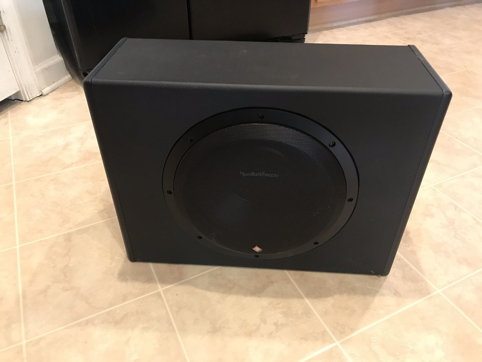 Rockford Fosgate Subwoofer P300-12 12” 300W without the cables.