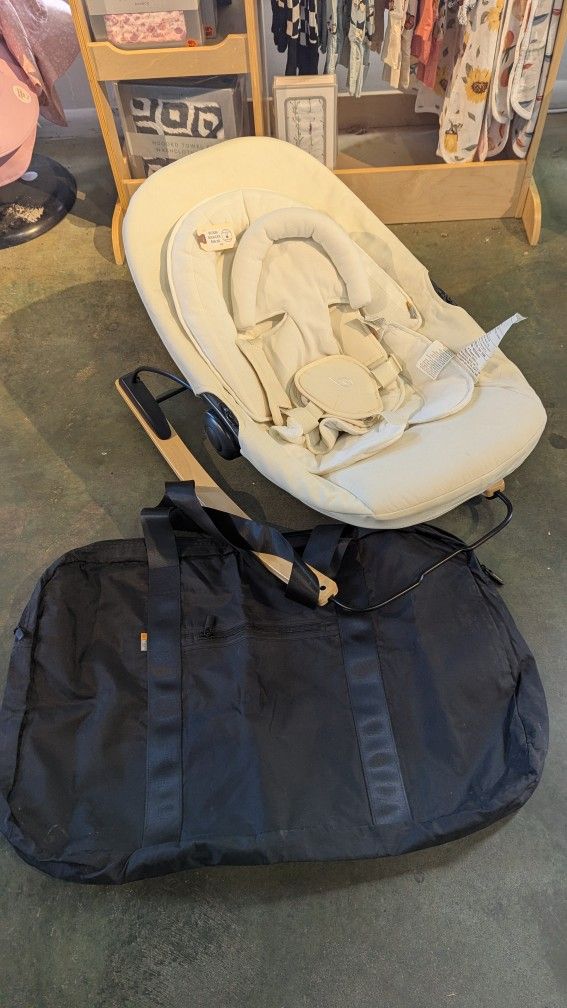 Bloom Baby Infant Bouncer Travel Portable