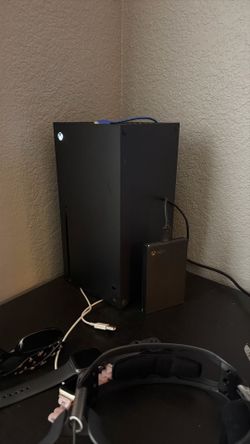 Xbox One Series X/ 1 TB Hard Drive