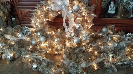 Lighted garland set