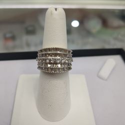 10k Gold Diamond Ring 7.9 Grams Size 7 Layaway Available 10% Down If You Interested Please Ask Maribel Thank You 