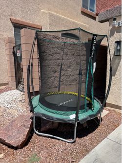 6 foot radius  trampoline